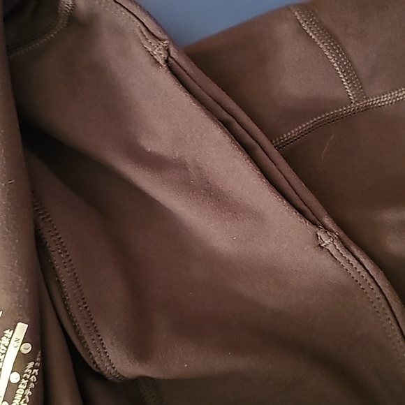 Workout pants - Picture 2 of 3